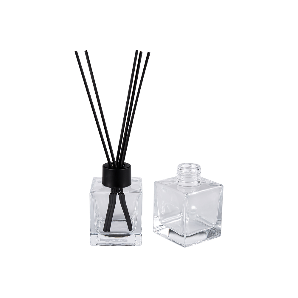 HJ-0309 # Kwadratowa szklana butelka do aromaterapii 24 MM matowa czarna plastikowa nakrętka aluminiowa nakładka naklejka z włókna